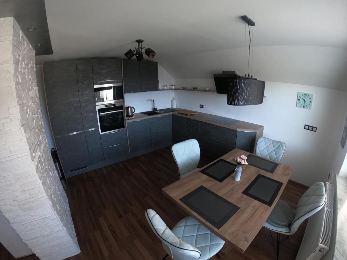 Apartment Landscape - New Modern Apartment Near Bled 지고르니예 고르예 외부 사진