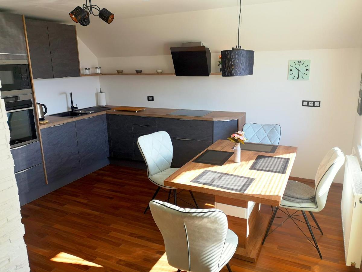 Apartment Landscape - New Modern Apartment Near Bled 지고르니예 고르예 외부 사진